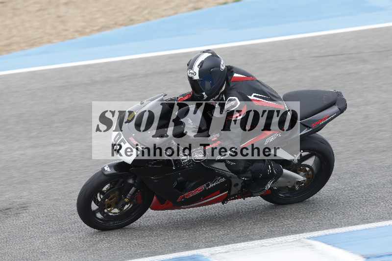 /02 28.-31.01.2025 Moto Center Thun Jerez/gruen-green/95